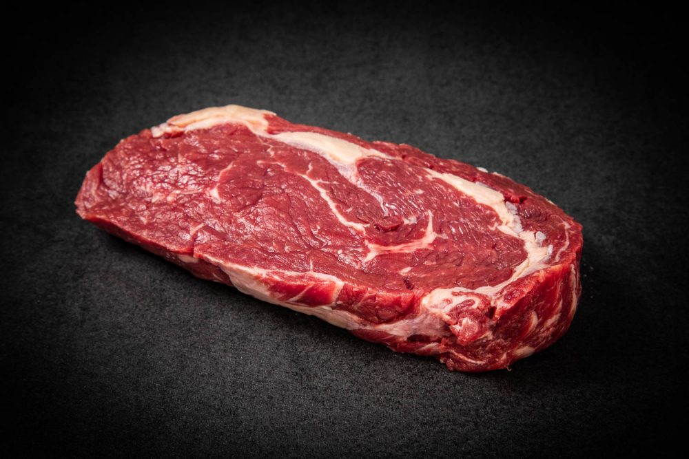 Argentinien Black Angus Rindsribeye portioniert