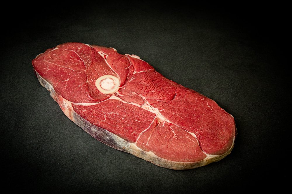 Schweizer Rind Tom & Jerry Steak (Flintstone Steak) Dry Aged