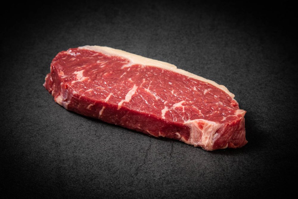 Uruguay Black Angus Rindsentrecôte portioniert