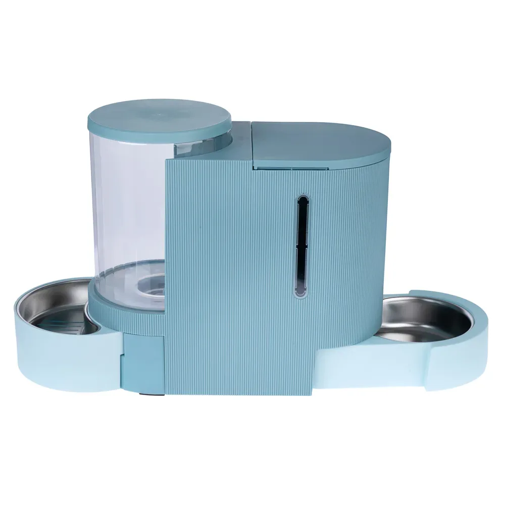 TIAKI Futter- und Wasserspender, hellblau - bis 2,65 kg Trockenfutter & 6 L Wasser