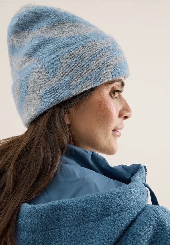 Beanie mit Zebramuster