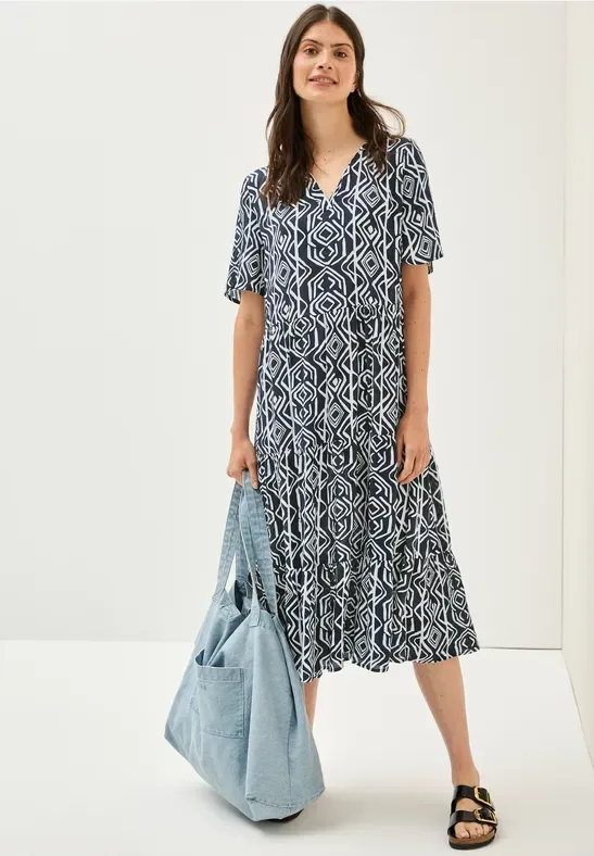 Kleid mit Volants