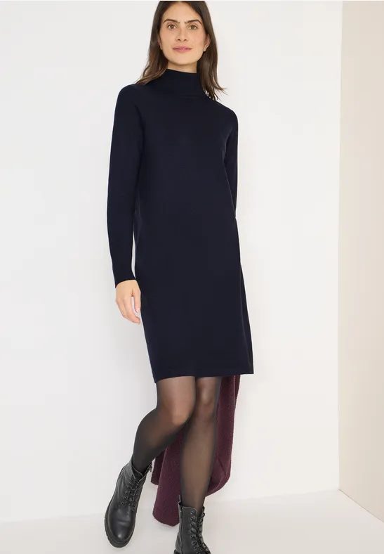 Kuscheliges Rollkragenkleid