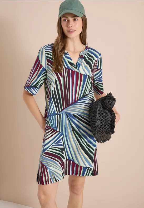 Knielanges Kleid mit grafischem Muster