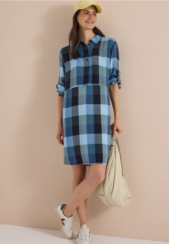 Knielanges Kleid mit Karomuster