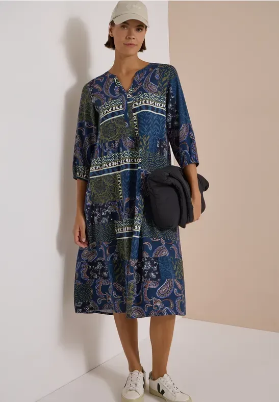 Midikleid mit Split Neck und Patchwork-Print