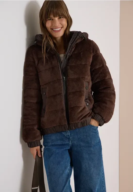 Gefütterte Fake Fur Jacke mit Kapuze