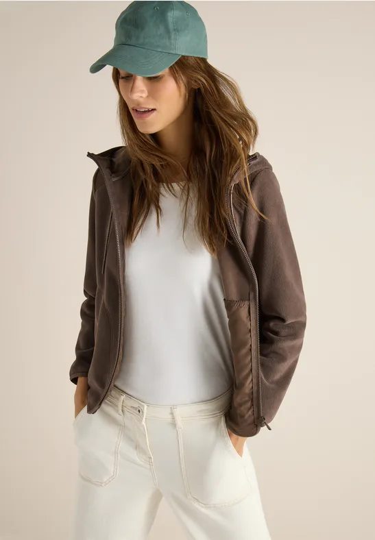 Fleecejacke mit Hoodie