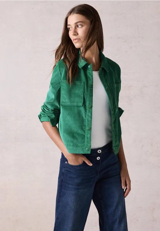 Kurze Cordjacke