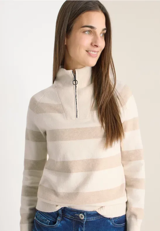 Gestreifter Pullover