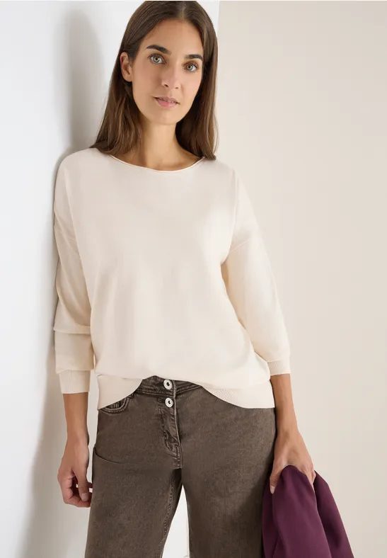 Pullover mit Strukturdetail