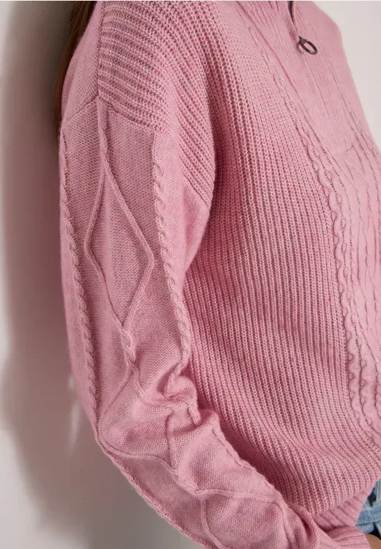 Pullover mit Troyerkragen und Zopfmuster