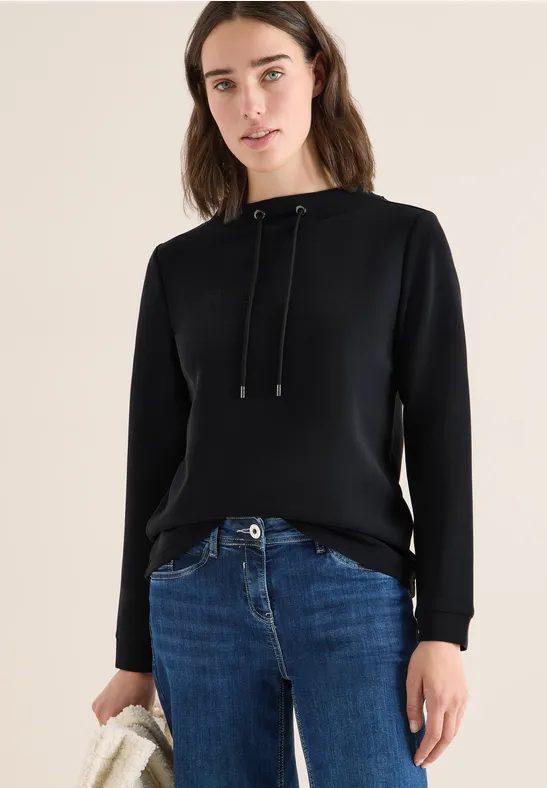 Shirt mit Stickerei