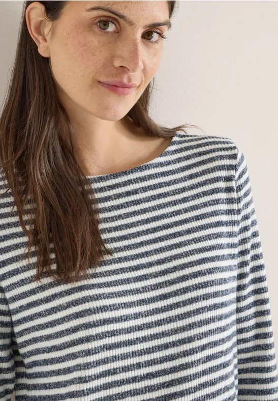 Gestreiftes Shirt