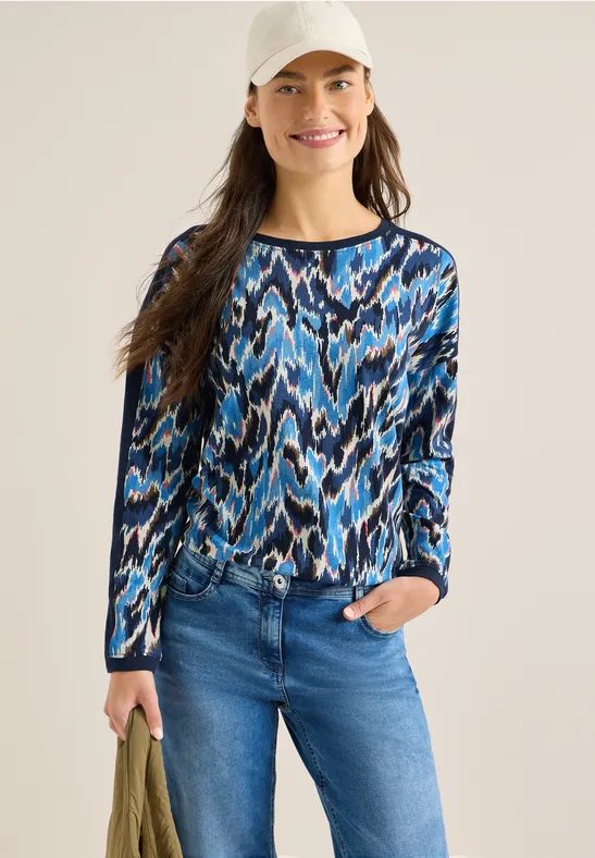 Gemustertes Shirt mit Tape