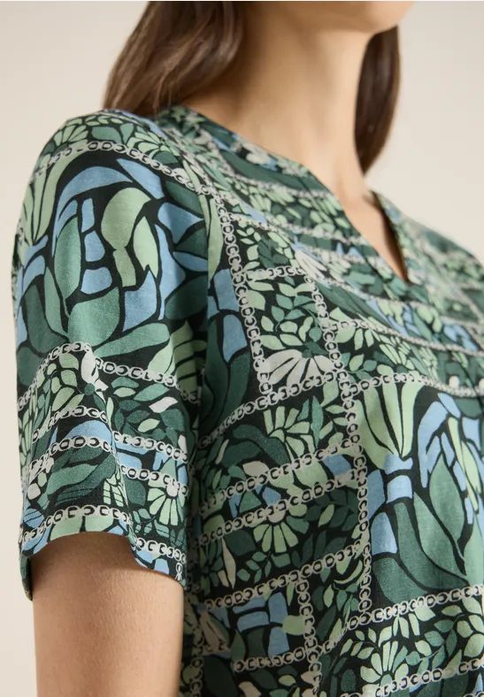 Kurzarm Shirt mit Split Neck und Print