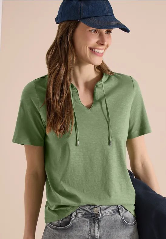 Kurzarm Shirt mit Split Neck