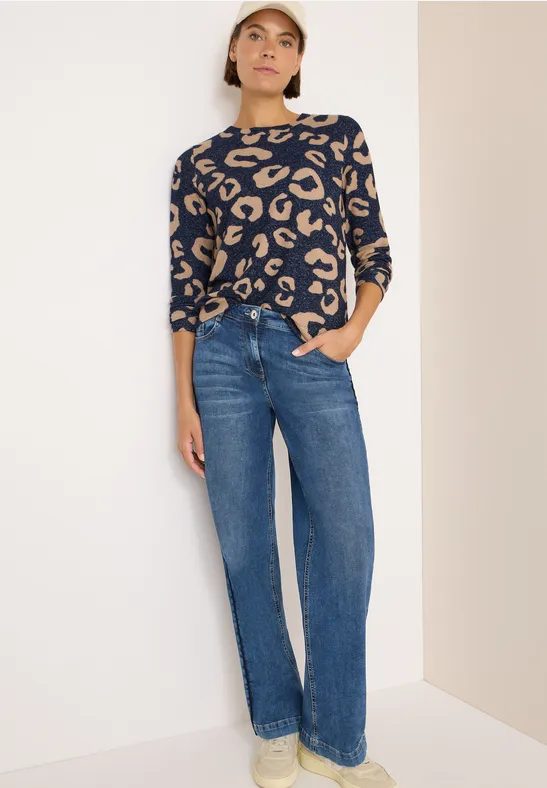 Kuscheliges Leo Shirt