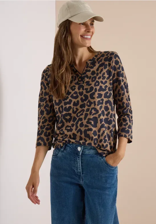 3/4-Arm Shirt mit Split Neck und Leo-Muster