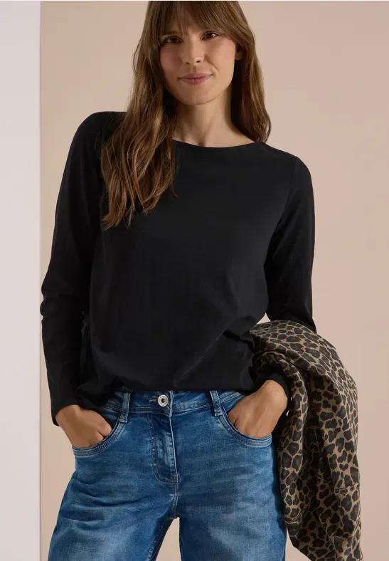 Langarm Shirt mit U-Boot-Ausschnitt