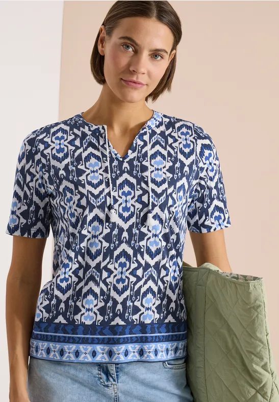 Kurzarm Shirt mit Split Neck und Print