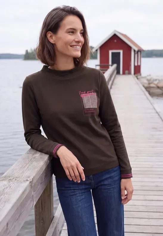 Langarm Shirt mit Funnel Neck und Print