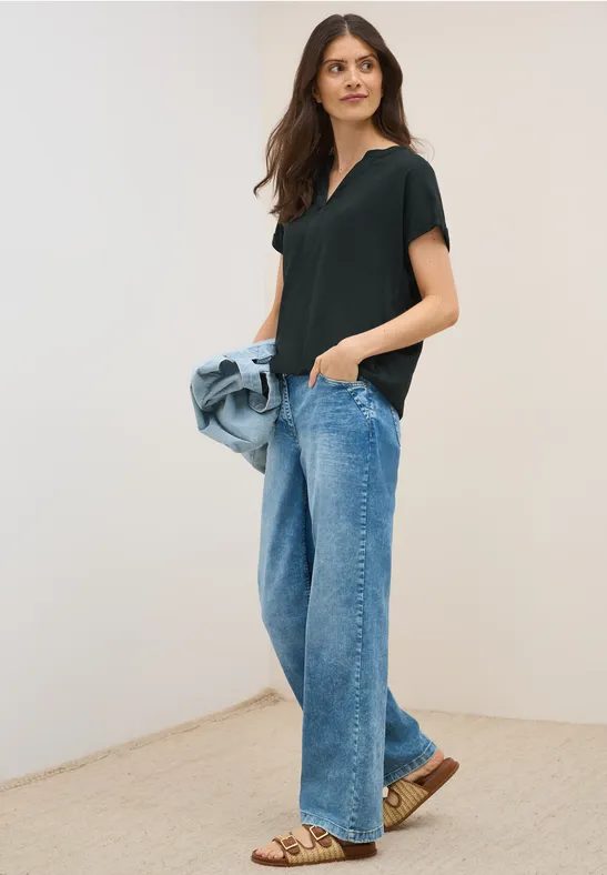Bluse in Unifarbe
