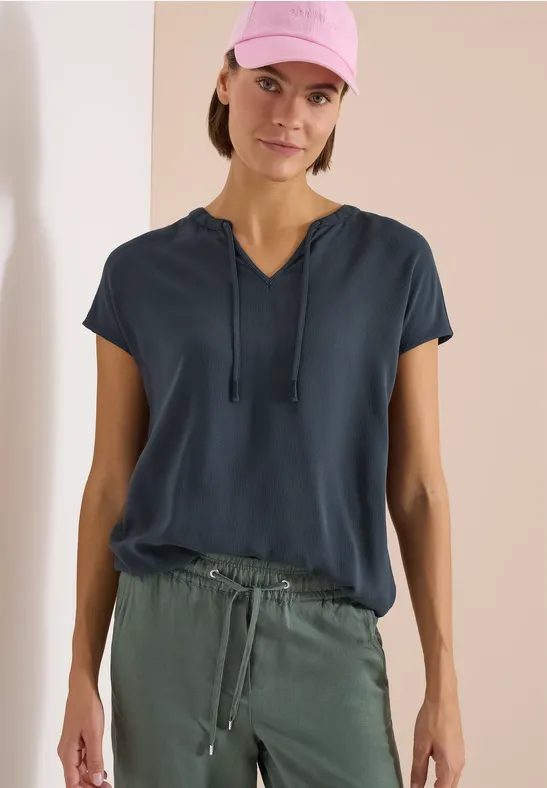 Kurzarm Bluse mit Strukturmix