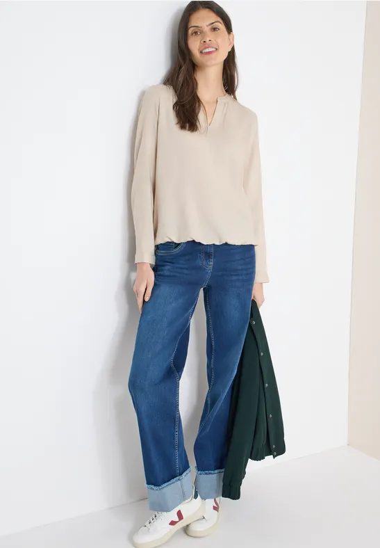 Bluse in Unifarbe