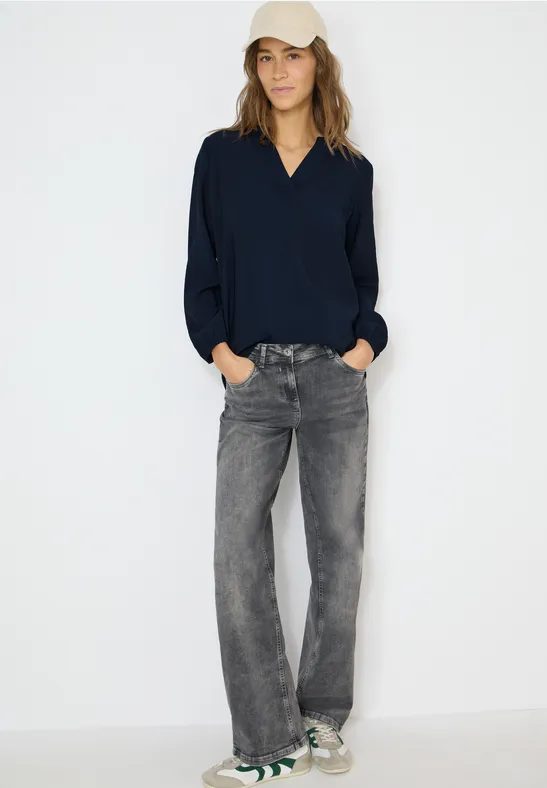 Bluse in Unifarbe