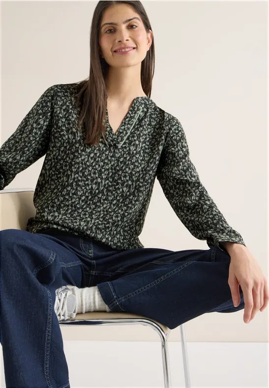 Gemusterte Bluse