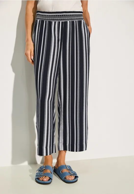 Hose im Loose Fit
