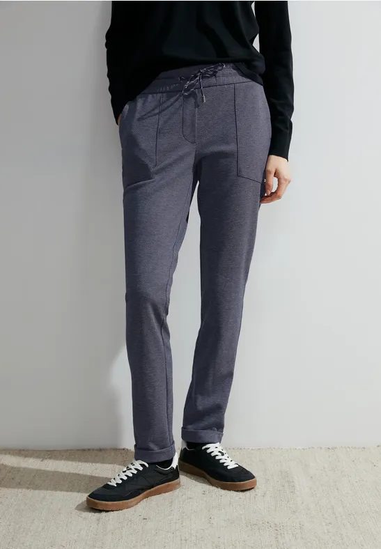 Casual Fit Hose
