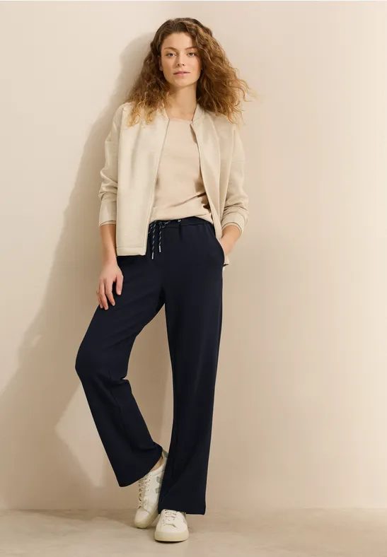 Straight Leg Strukturhose