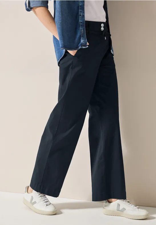 Wide Leg Hose