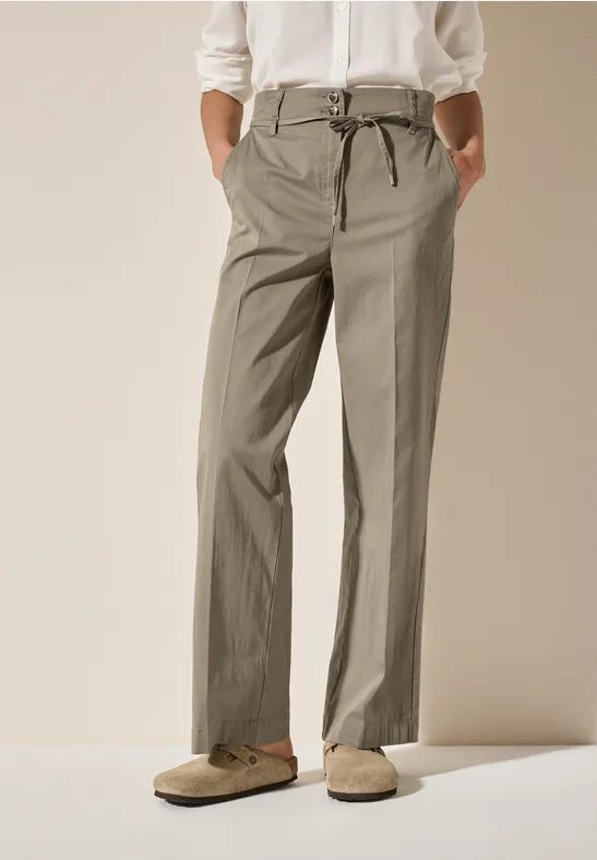 Wide Leg Hose