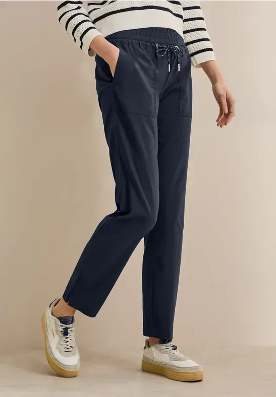 Casual Fit Hose