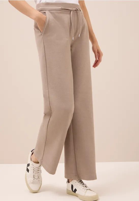 Wide Leg Hose