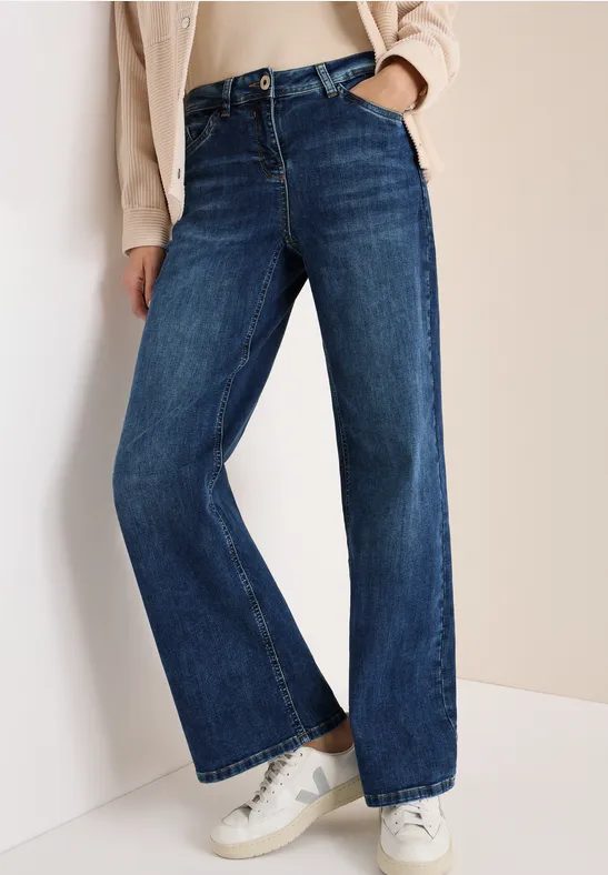 Wide Leg Jeans
