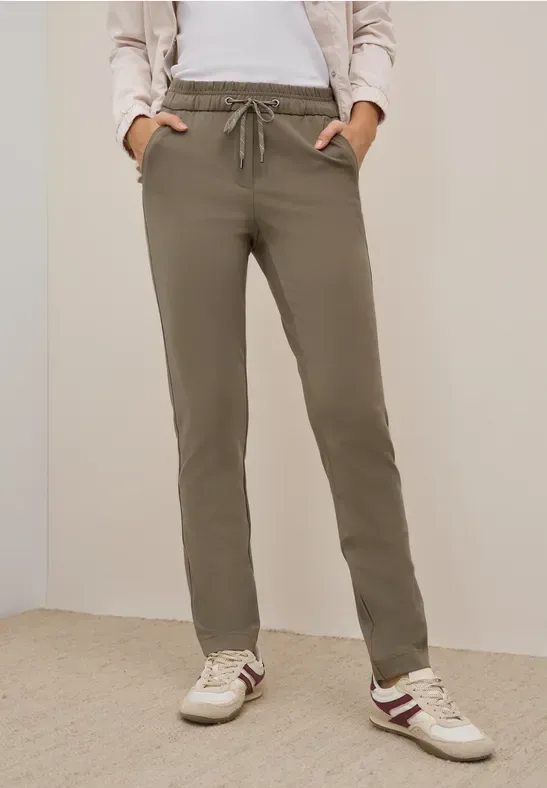 Casual Fit Hose