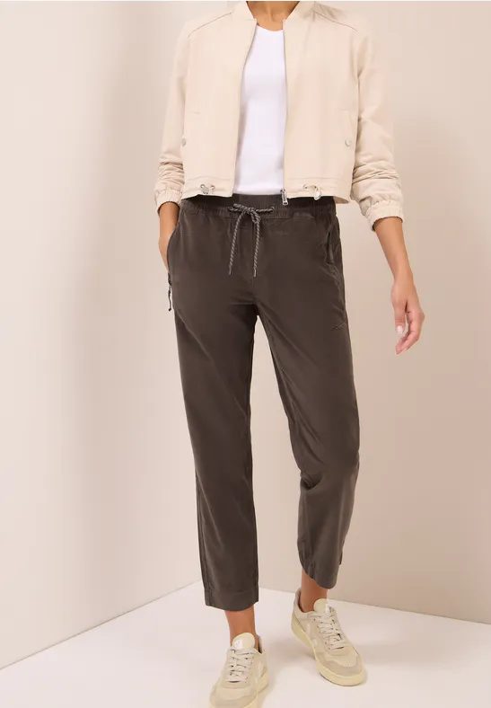 Cordhose im Casual Fit
