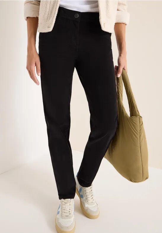 Slim Fit Cordhose