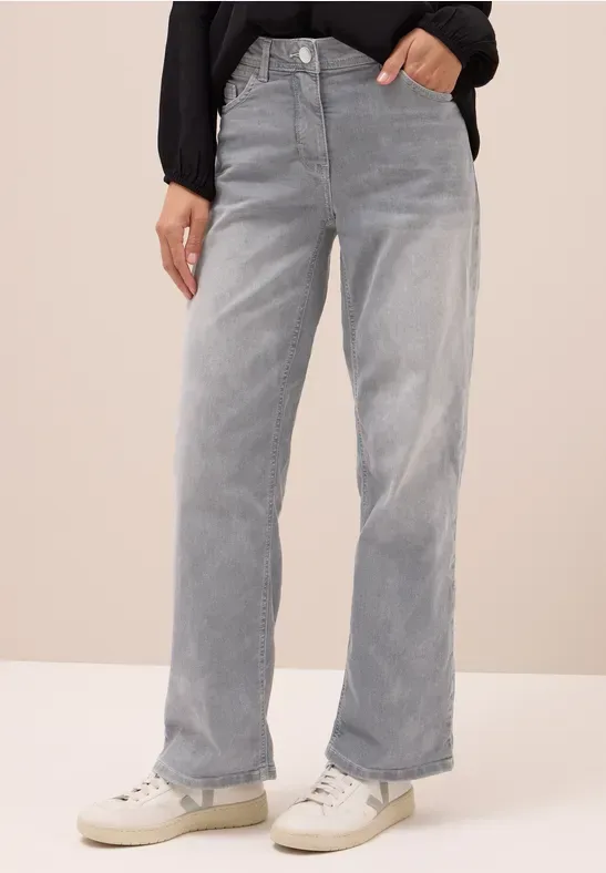 Wide Leg Jeans