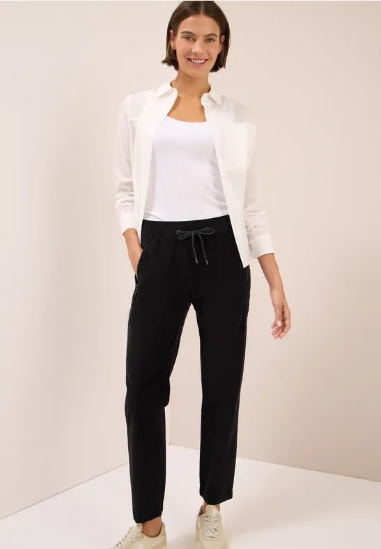 Cordhose im Causal Fit