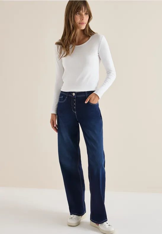 Wide Leg Jeans