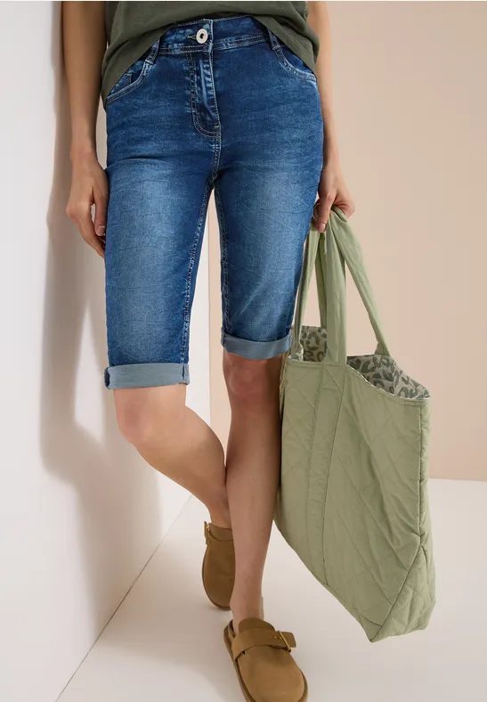 High Waist Slim Leg Jeansshorts im Slim Fit