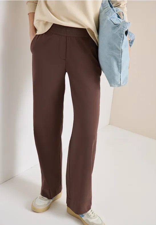 Leichte Hose im Loose Fit mit Stretch