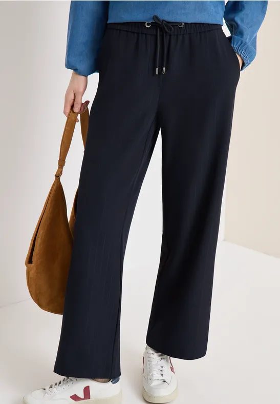 High Waist Straight Leg Hose im Loose Fit