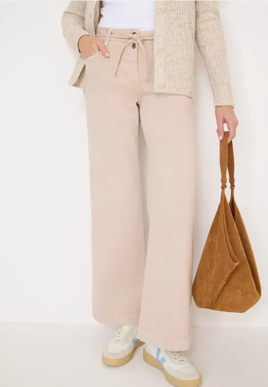 Wide Leg Jeans mit Flare
