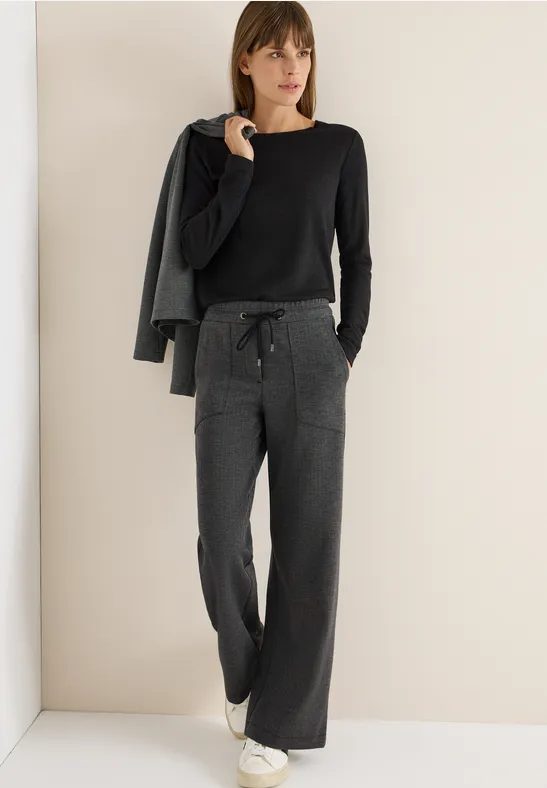 Wide Leg Hose